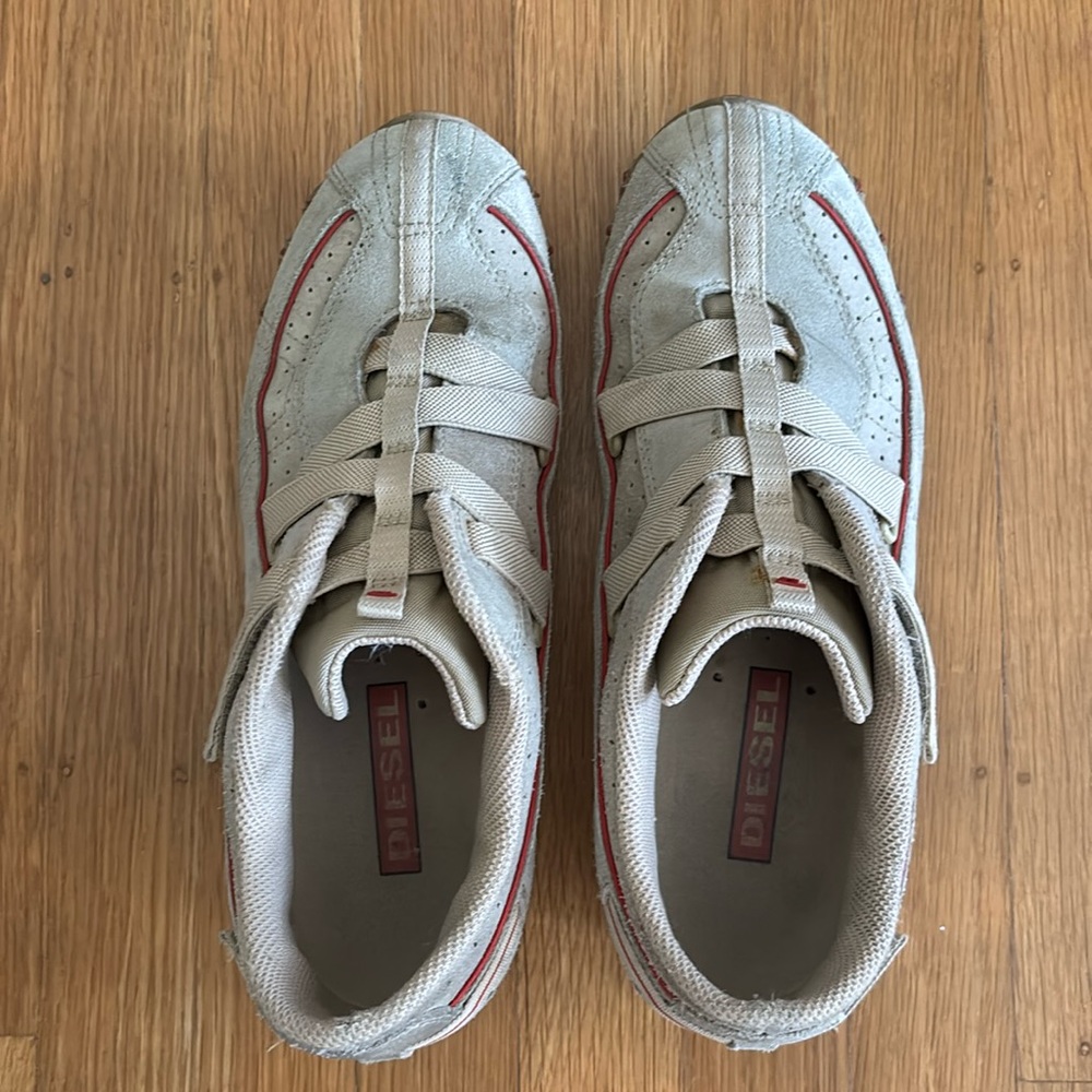 Vintage Deisel shoes. Tan and red size 9.5 women. Leather